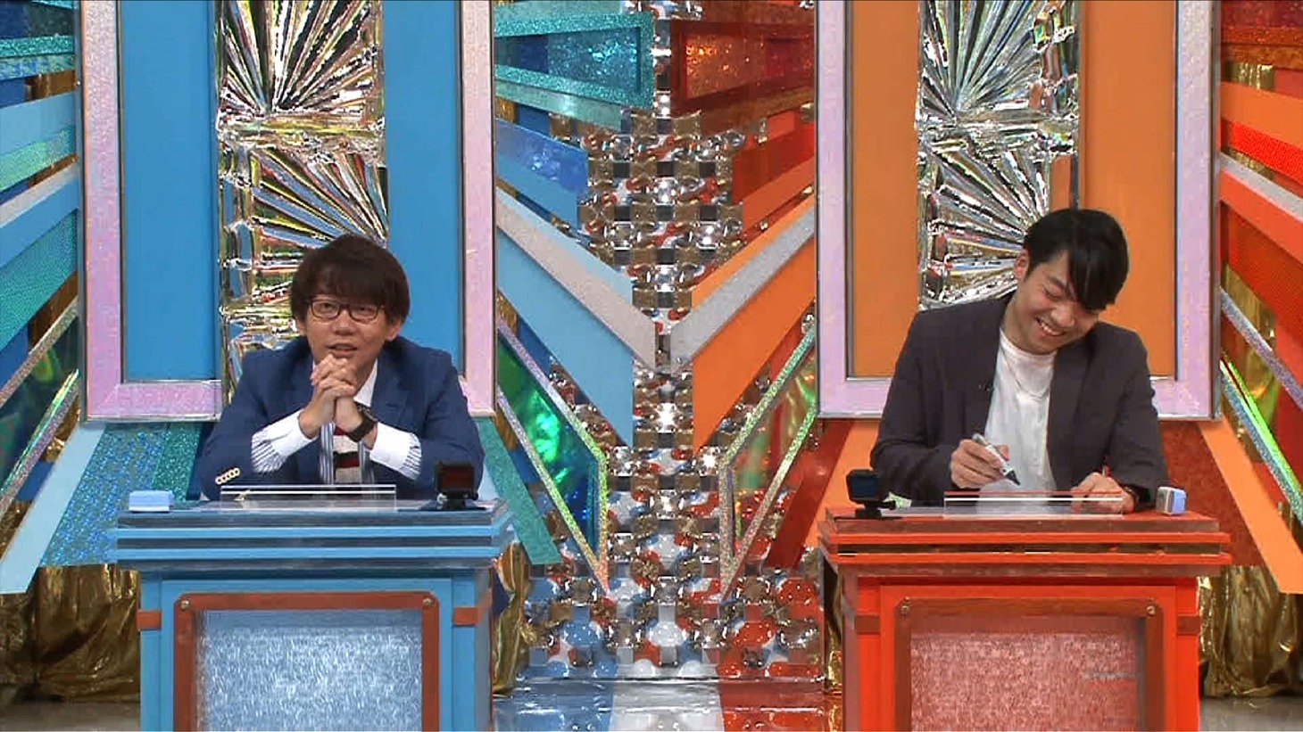 「凡人はハンデあり!!～強ぇヤツにはどうすりゃ勝てる？～」でクイズ対決に臨む（左から）三四郎・小宮、東大生クイズ王の伊沢拓司。(c)関西テレビ