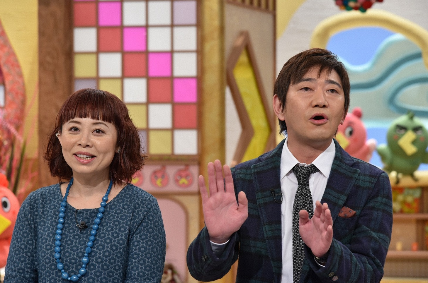 左からなるみ、メッセンジャー黒田。(c)読売テレビ