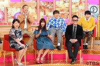 「爆笑！明石家さんまのご長寿グランプリ2017」のスタジオ出演者たち。