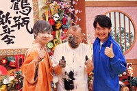 番組収録後の笑福亭鶴瓶（中央）とウッチャンナンチャン。