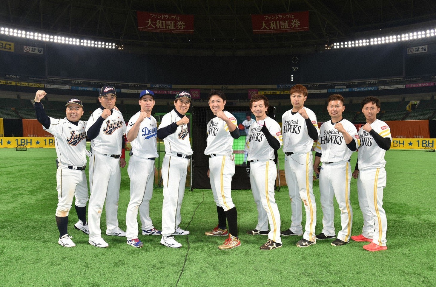 「リアル野球BAN対決」の出演者たち。(c)テレビ朝日