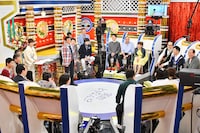 「痛快！明石家電視台 モー娘OG＆新喜劇芸人 正月だからぶっちゃけSP」のワンシーン。(c)MBS