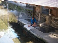 西川きよしと麒麟・田村による旅のワンシーン。(c)ABC