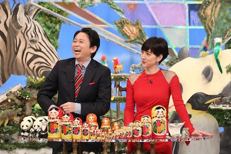 (左から)有吉弘行、滝川クリステル。(c)フジテレビ