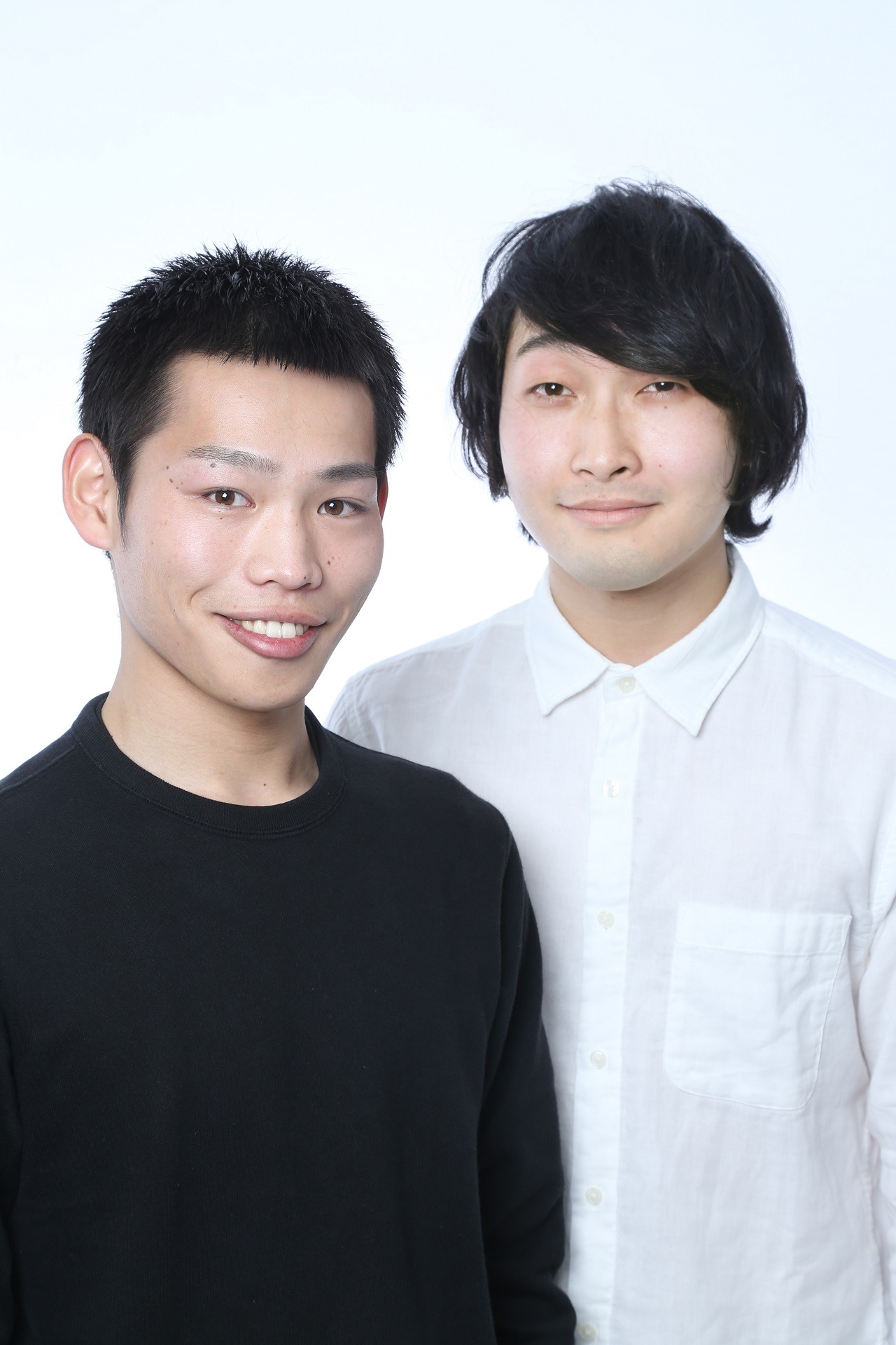 かが屋。左から加賀翔、賀屋壮也。