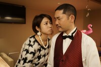 「名古屋行き最終列車2018」より。左から中村静香、今野浩喜。(c)メ～テレ