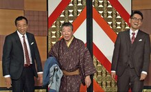 「お笑い演芸館スペシャル」に出演する、ナイツと笑福亭鶴光（中央）。(c)BS朝日