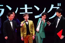 男前ランキング1位のトット多田（右から2人目）。