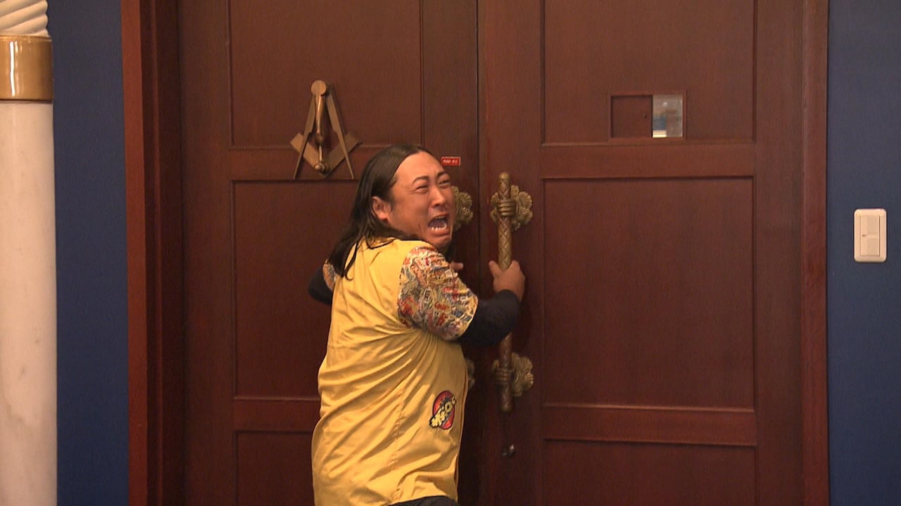 「大丈夫なの!?」ザキロバがフリーメイソン支部に潜入、テレビ初公開の部屋も