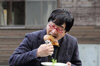 南海キャンディーズ山里 (c)ミヤギテレビ