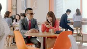 CM「川栄さん、ドライブでワクワク」篇のワンシーン。