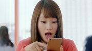 CM「川栄さん、ドライブでワクワク」篇のワンシーン。