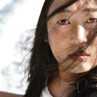 ロバート秋山が17歳女優・藤原采に、透明感ありすぎて太陽や山と同化