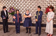 人気画像9位は「『ぐるナイ』ゴチ新メンバーは橋本環奈&セクゾ中島健人」より、「ぐるナイ ゴチ19 今年の新メンバー2人は誰だ!?SP」のワンシーン。(c)日本テレビ