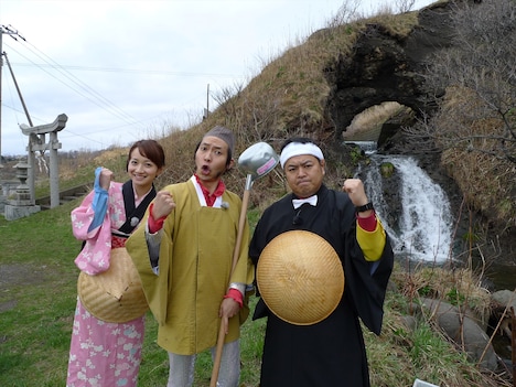 （左から）松原江里佳、上杉周大、ダイノジ大地。(c)STV