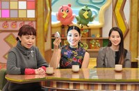 左からなるみ、アンミカ、河北麻友子。(c)読売テレビ
