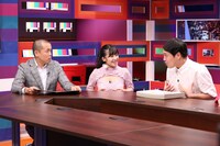 タカアンドトシと天木じゅん（中央）。(c)中京テレビ