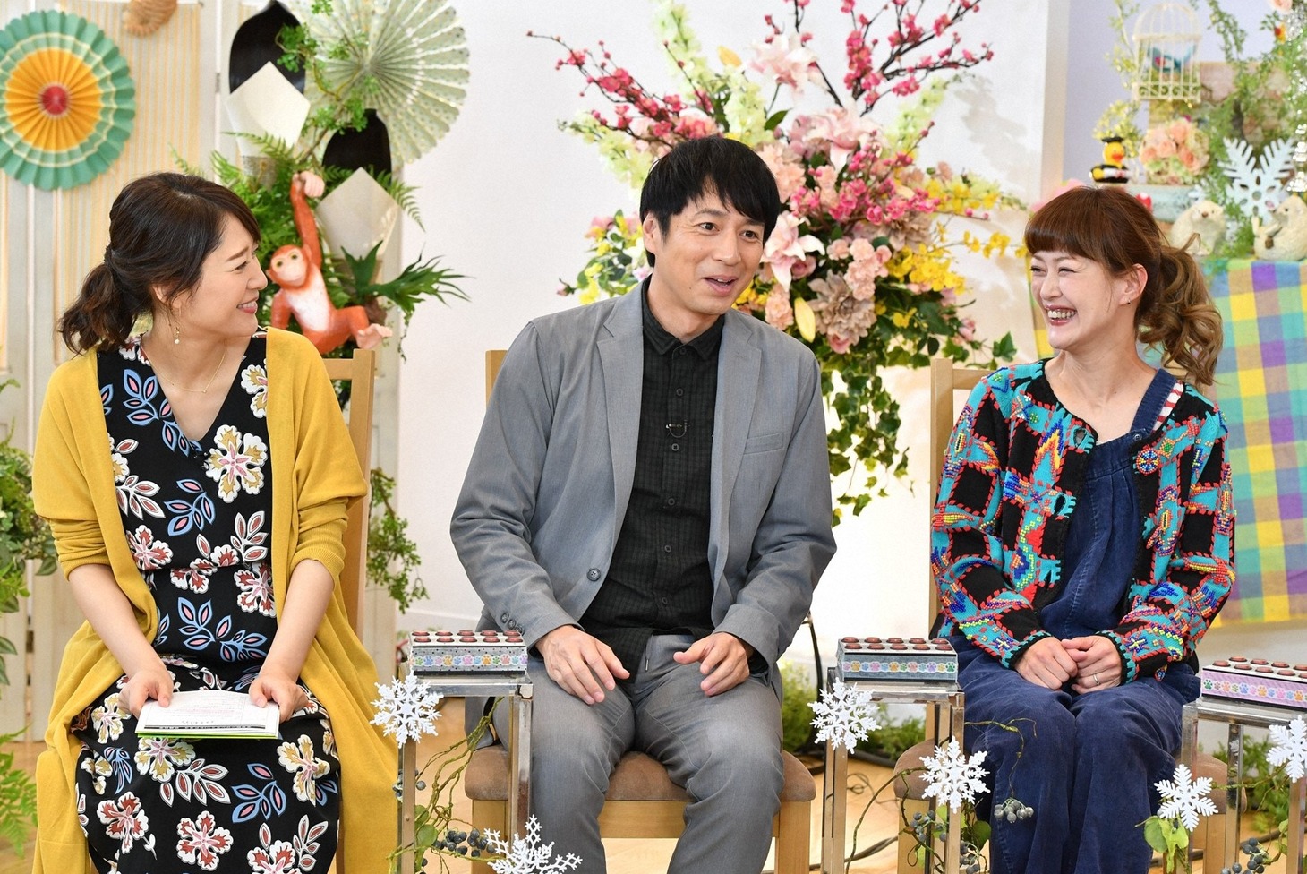 「生き物にサンキュー」に出演する（左から）吉田明世アナ、チュートリアル徳井、松嶋尚美。(c)TBS