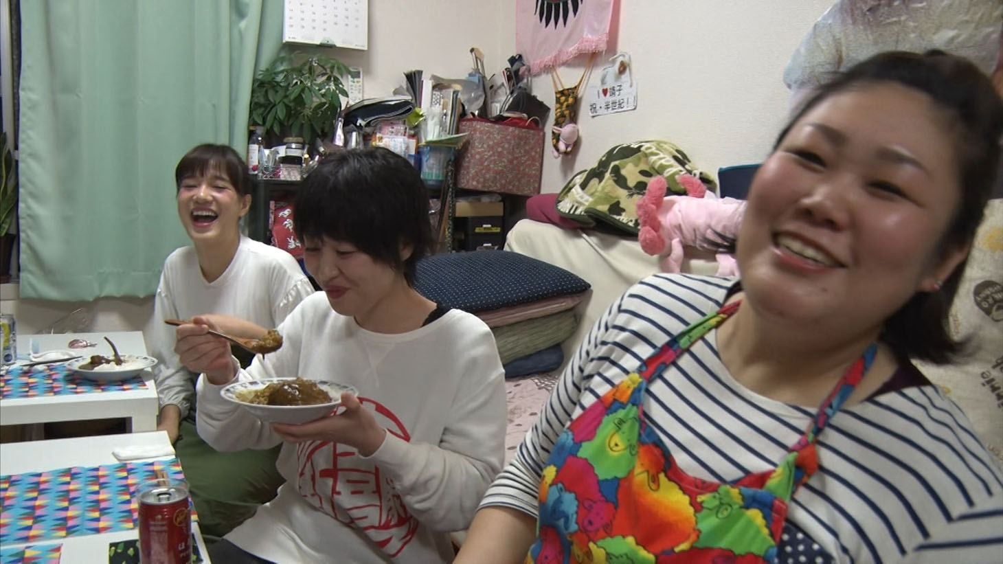 「ぢゃい飯会」の様子。(c)MBS