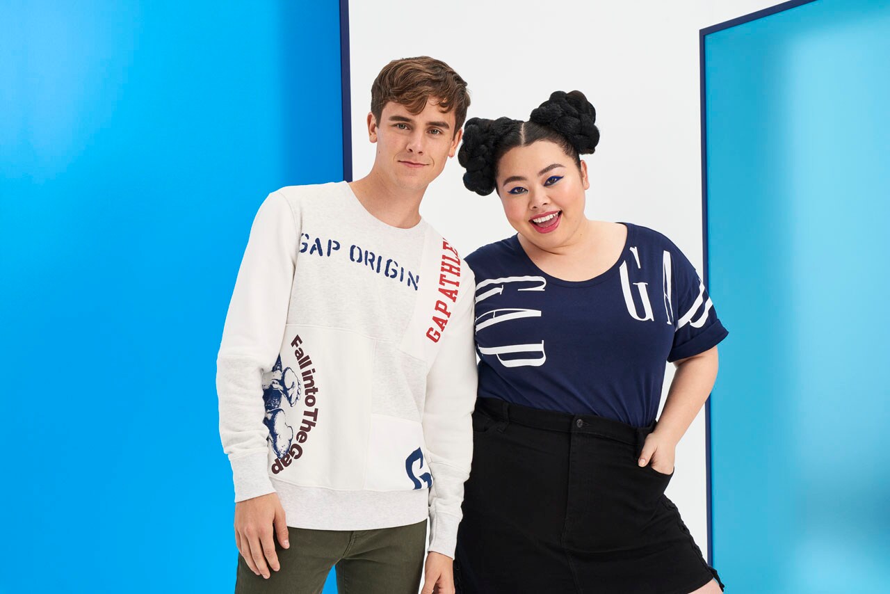 「Logo Remix Collection」グローバルキャンペーンに起用された渡辺直美（右）。