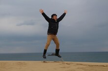 南海キャンディーズ山里 (c)日本海テレビ