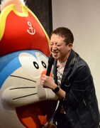 ドラえもんとサバンナ高橋。