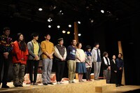 劇団かもめんたる第4回公演「尾も白くなる冬」の様子。