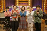 左から鉄平、澤田彩香アナウンサー、足立梨花、ダイノジ。(c)NHK