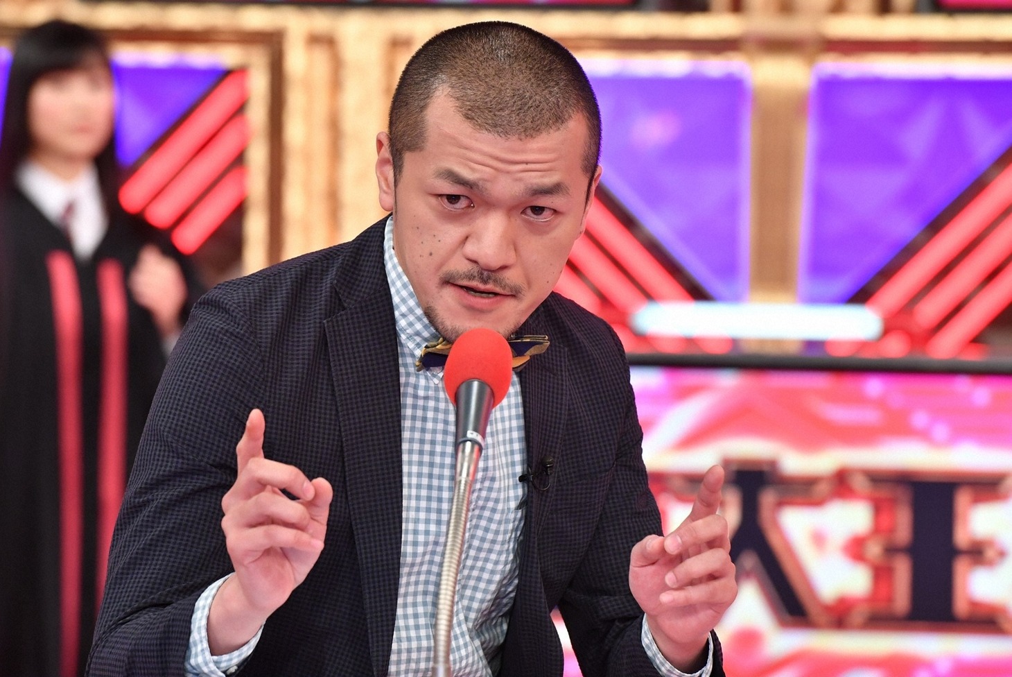 カミナリまなぶ (c)TBS