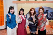 「ハイヒールの真昼間市場 どーもアリガト！ まだまだいくでぇSP！」に出演する、ハイヒール（中央）と尼神インター（両端）。(c)関西テレビ