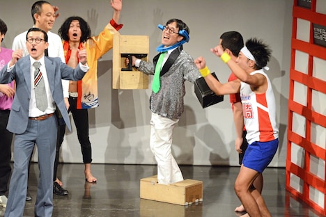 「ノーセンス仮装大賞」より。“ノーセンスロボ”が誕生した瞬間。