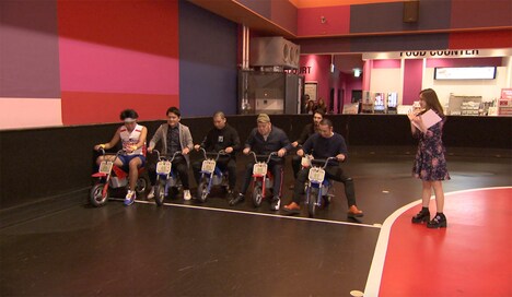 「どういうお笑い王」の様子。(c)テレビ東京