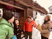 「秘境路線バスに乗って飲食店を見っけ隊」のワンシーン。(c)テレビ朝日