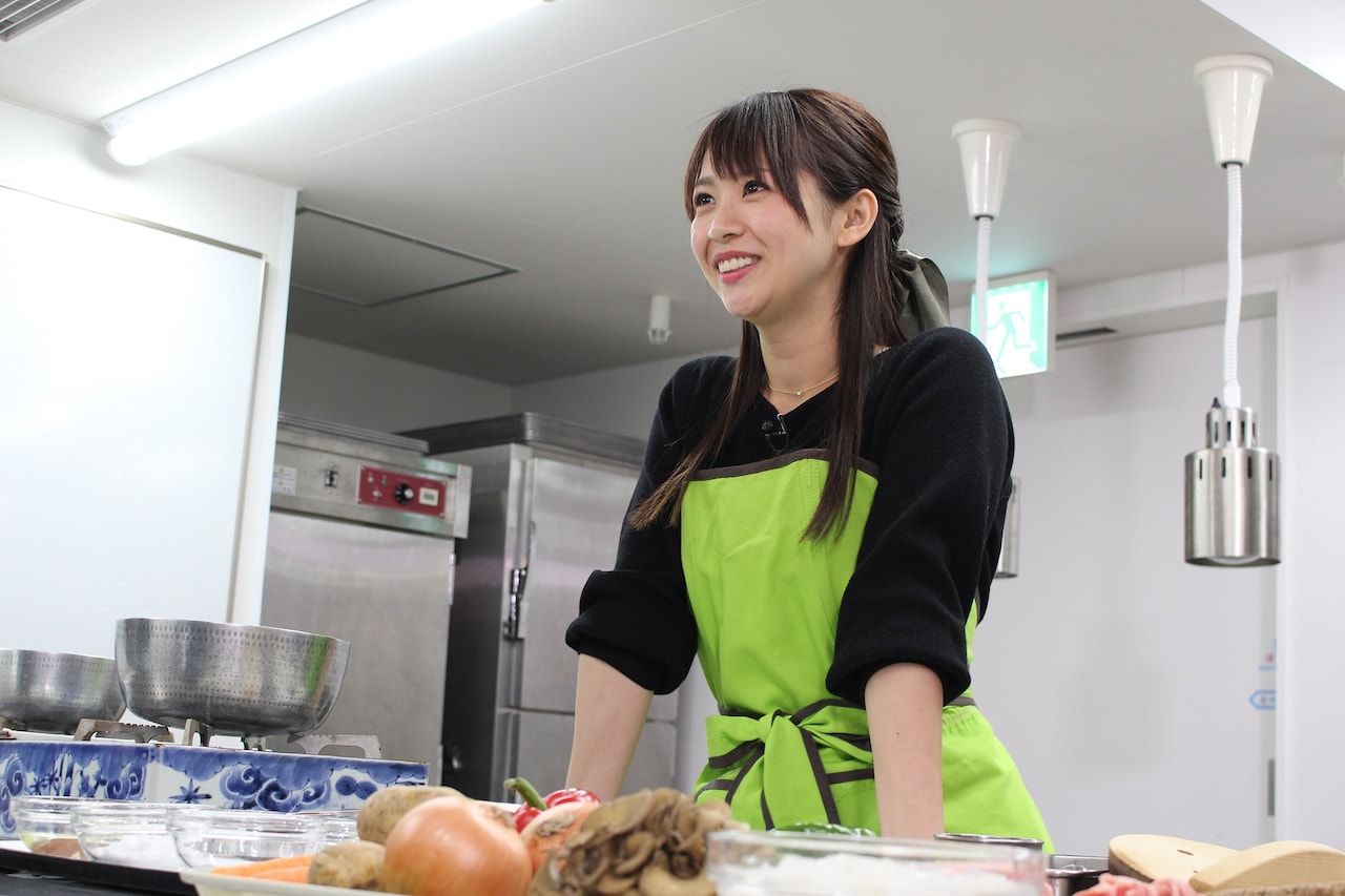 ピエール瀧のしょんないTV」のワンシーン。(c)静岡朝日テレビ