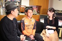 「ピエール瀧のしょんないTV」のワンシーン。(c)静岡朝日テレビ
