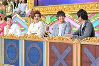 左から泉ピン子、IKKO、窪田正孝、ダンカン。(c)日本テレビ