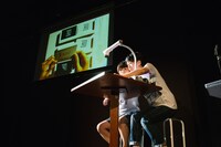 コントタイトルを決めるAマッソ。