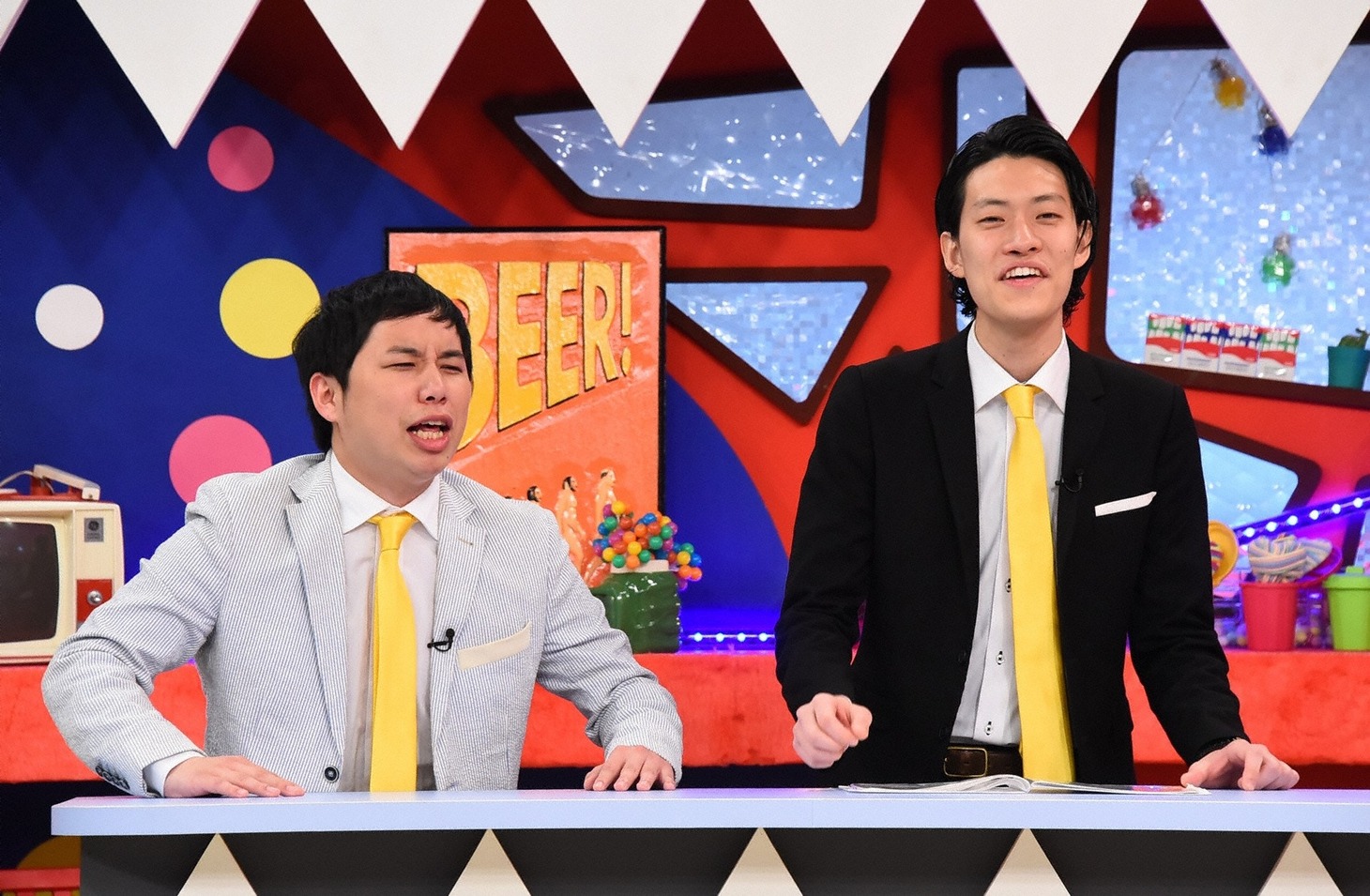 「雨上がりのナニモン!?」に初登場する霜降り明星。(c)関西テレビ