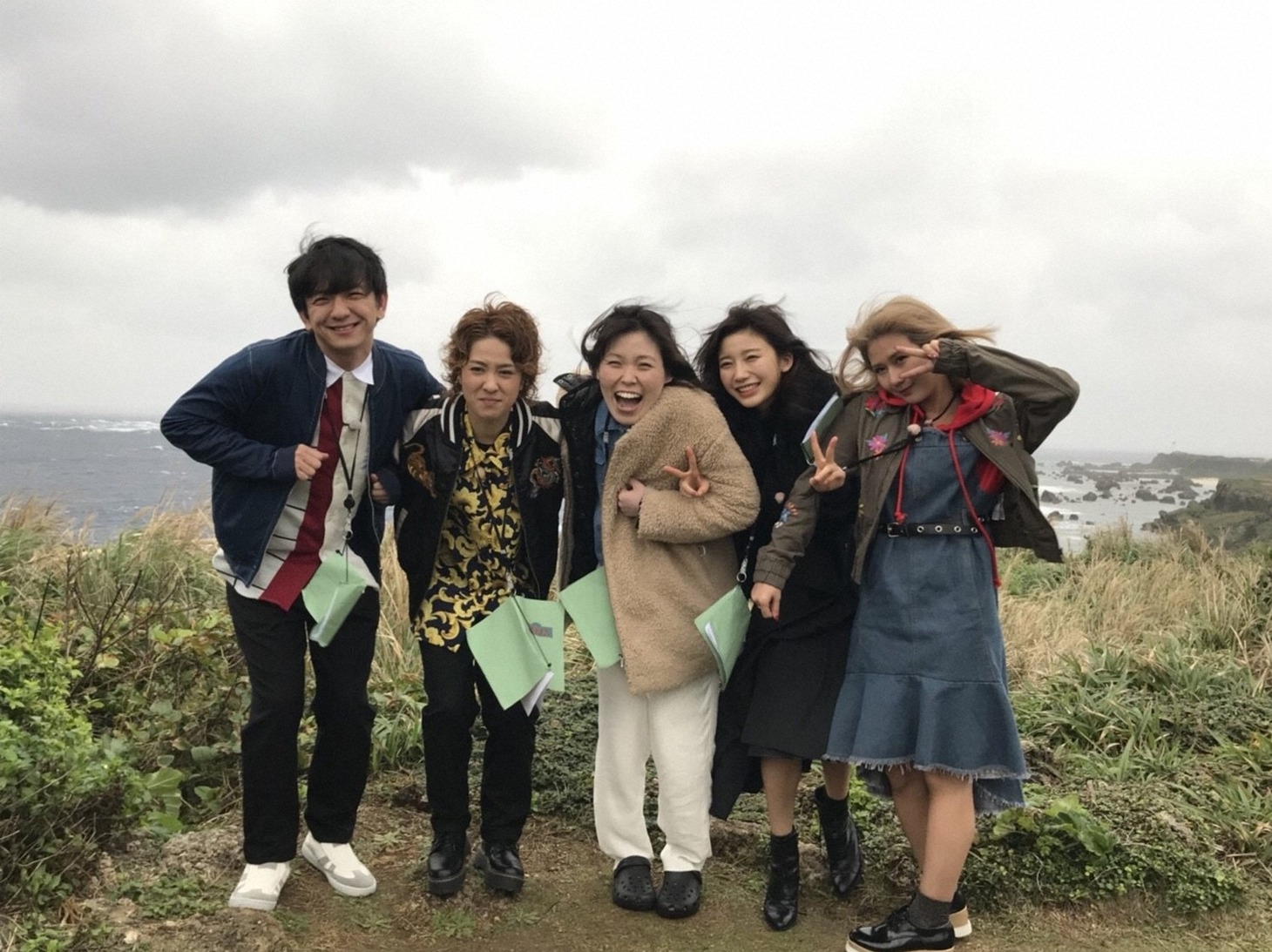 （左から）パンサー向井、尼神インター、小倉優香、岡井千聖。(c)CBC