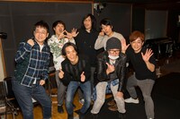 ゲストの日野聡との集合写真。