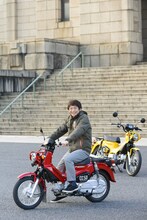 銀シャリ鰻（写真提供：モーターマガジン社 月刊オートバイ）