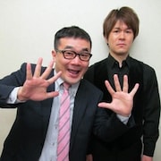 チャーミング。左から井上二郎、野田航裕。