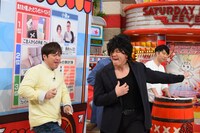 左からテンダラー白川、チョコレートプラネット長田。(c)読売テレビ