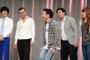 おなじみのツッコミ「なんだこいつ~!?」を披露するジョイマン池谷。
