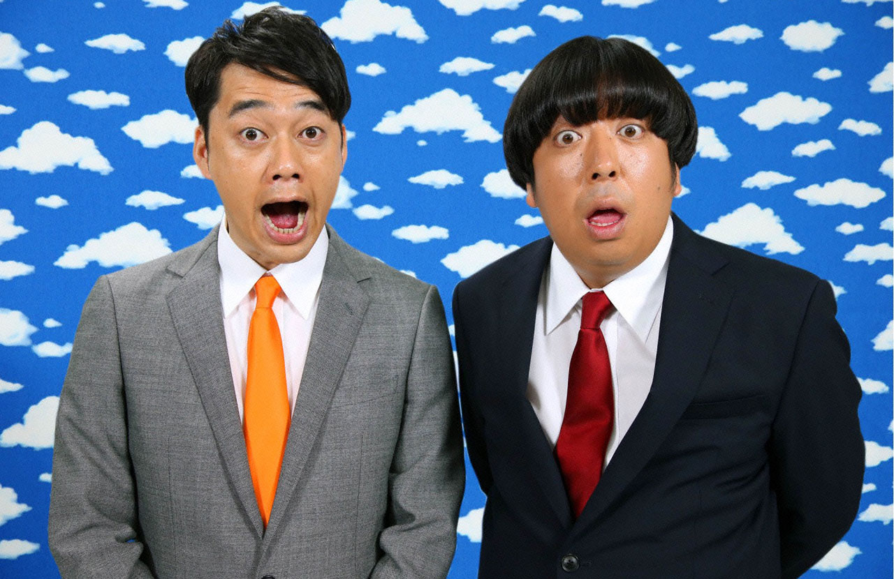 「YOUは何しに日本へ？」MCのバナナマン。(c)テレビ東京