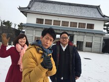 オクラホマと国井美佐アナ（左）。(c)HTB