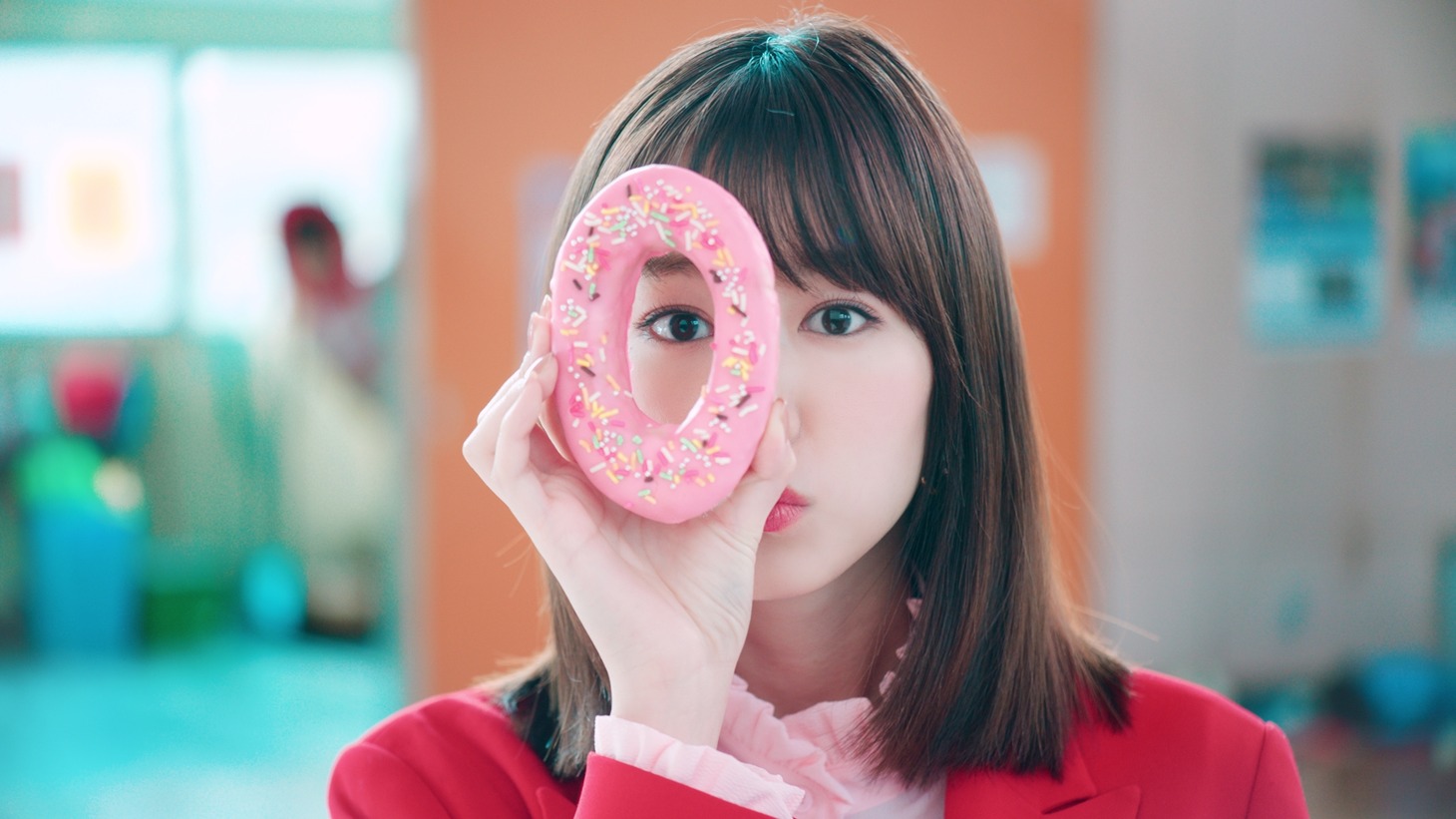 CM「盛り盛り写真部」篇のワンシーン。