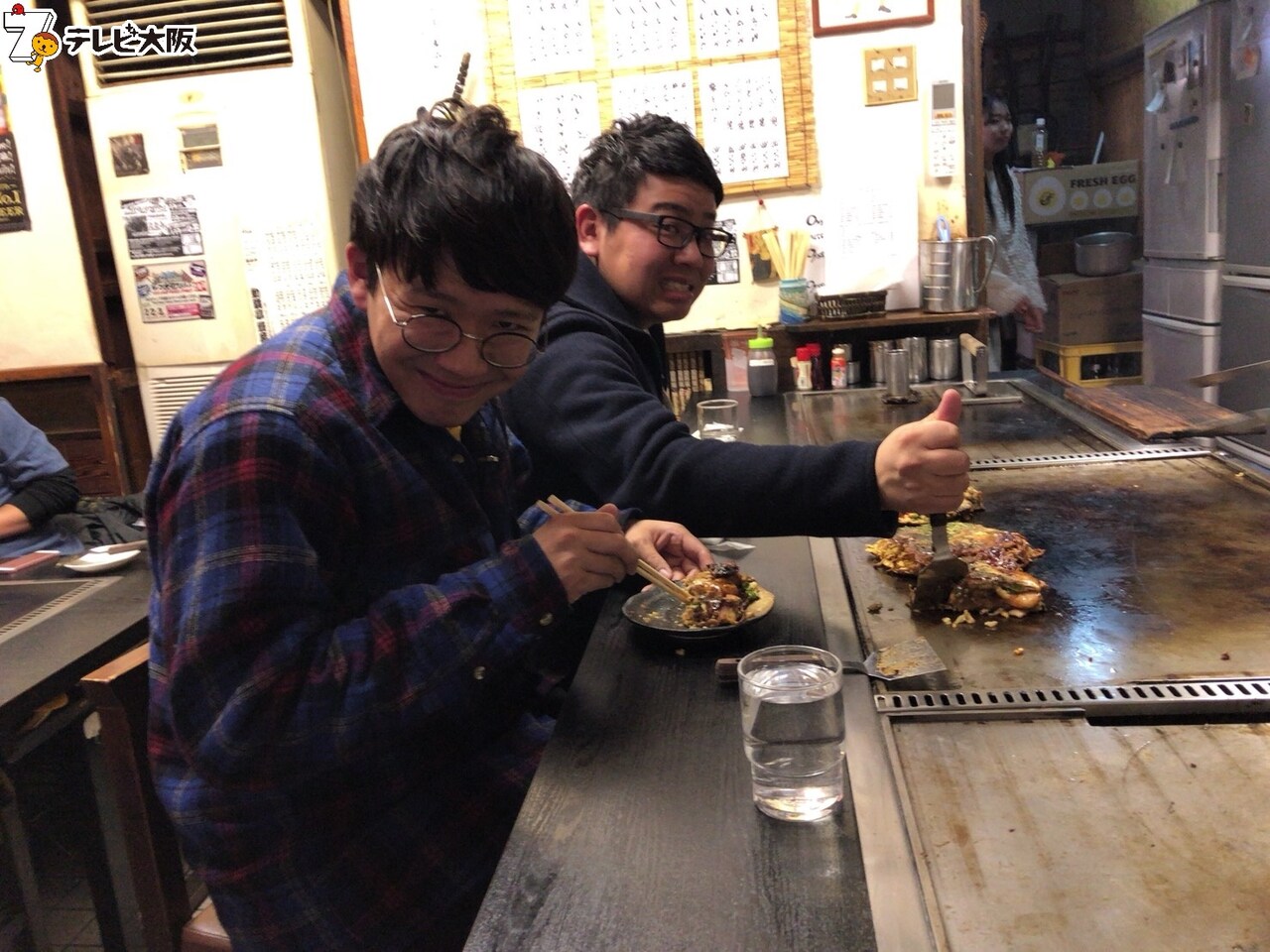 ミキ、外国人観光客の注目を集める西成のお好み焼き店に潜入