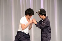 コント「パイロット」の様子。