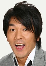 「金曜ドラマ『あなたには帰る家がある』」にレギュラー出演する、FUJIWARA藤本。